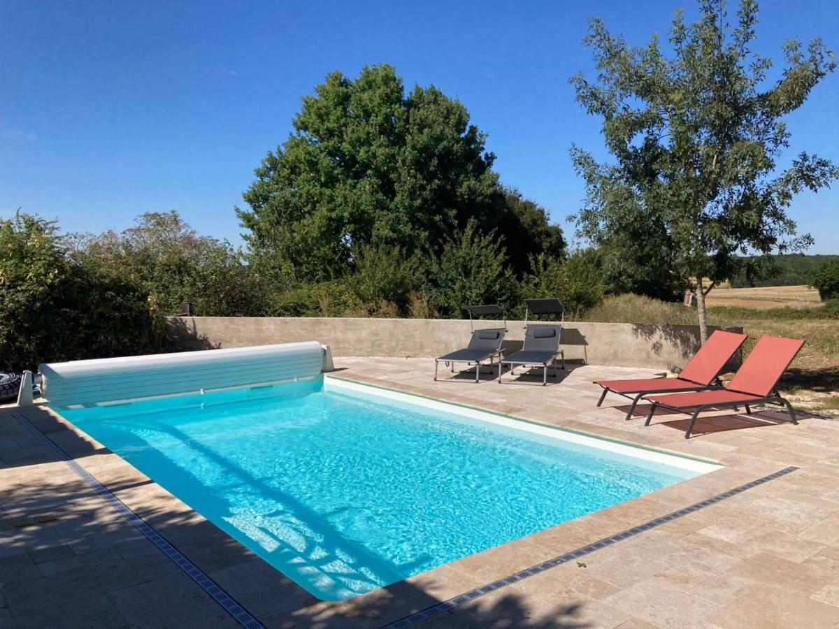 Saint-Front  Rustic Cottage With Stunning Swimming Pool מראה חיצוני תמונה