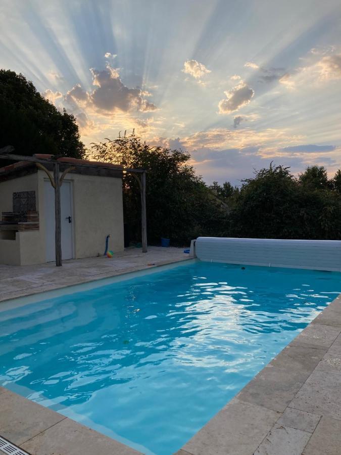 Saint-Front  Rustic Cottage With Stunning Swimming Pool מראה חיצוני תמונה